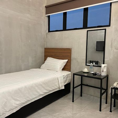 Hpy Hotel อิโปห์ ภายนอก รูปภาพ